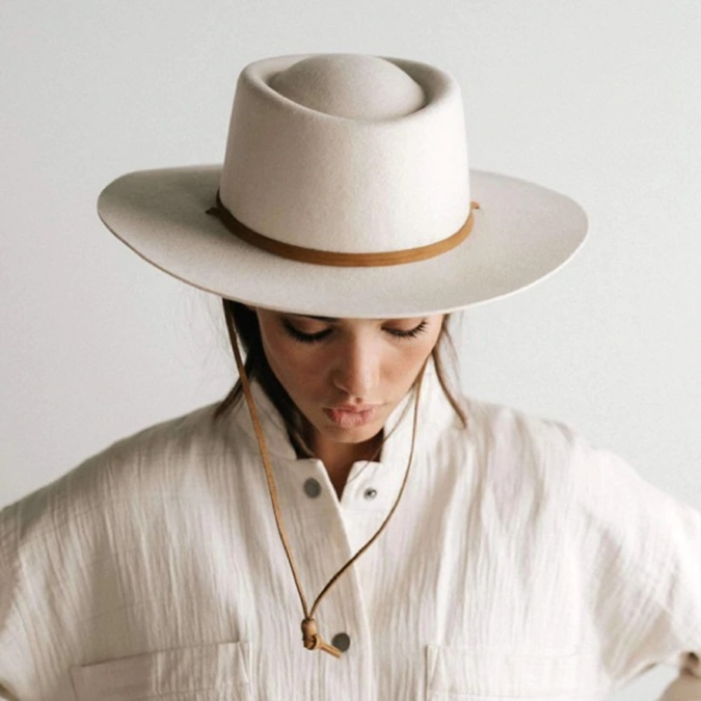 NWT Gigi pip Wren Fedora- M/L